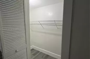 1999 NW 2nd St, Miami, FL 33125 - Photo 21