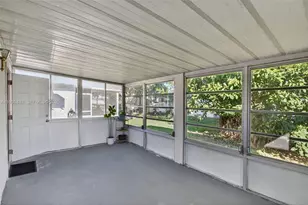 6711 NW 72nd St, Tamarac, FL 33321 - Photo 21