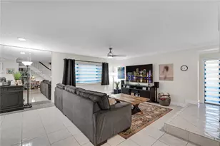 5124 S University Dr, Davie, FL 33328 - Photo 7