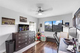 5124 S University Dr, Davie, FL 33328 - Photo 25