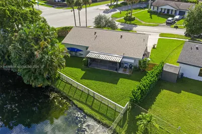 2324 NW 107th Ter, Sunrise, FL 33322 - Photo 47