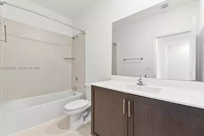 2668 SE 19th St, Homestead, FL 33035 - Photo 17