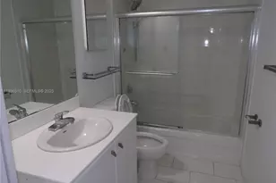 2740 SW 28th Terrace, Miami, FL 33133 - Photo 5