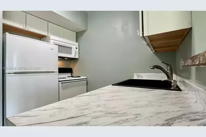250 N Banana River Dr. #F15, Merritt Island, FL 32952 - Photo 7