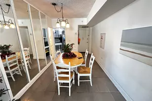 801 Brickell Bay Dr, Miami, FL 33131 - Photo 3