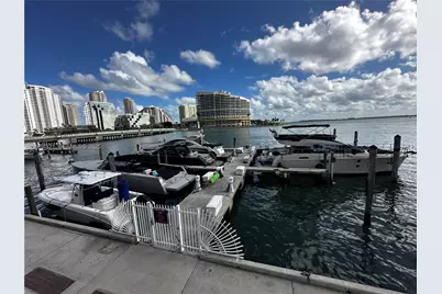 801 Brickell Bay Dr #761, Miami, FL 33131 - Photo 19