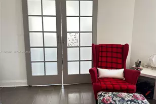 801 Brickell Bay Dr, Miami, FL 33131 - Photo 9