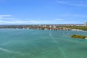 13200 N Bayshore Dr, North Miami, FL 33181 - Photo 35