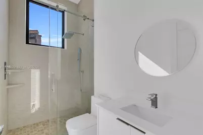 13200 N Bayshore Dr, North Miami, FL 33181 - Photo 33