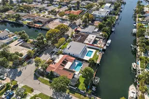 13200 N Bayshore Dr, North Miami, FL 33181 - Photo 33