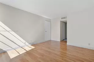 3101 N Country Club Dr, Aventura, FL 33180 - Photo 13