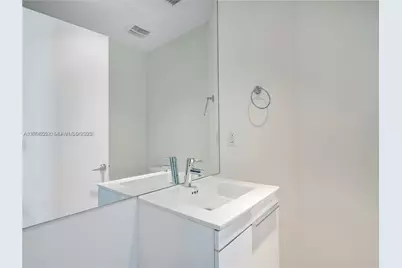 17301 Biscayne Blvd #1105, North Miami Beach, FL 33160 - Photo 11