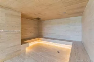 17301 Biscayne Blvd, North Miami Beach, FL 33160 - Photo 39