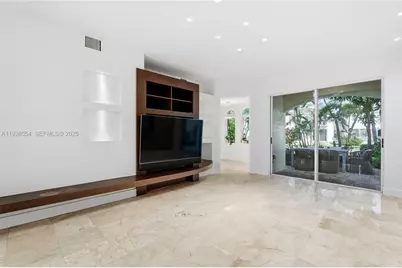 3135 NE 211 St, Aventura, FL 33180 - Photo 5