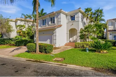 3135 NE 211 St, Aventura, FL 33180 - Photo 3