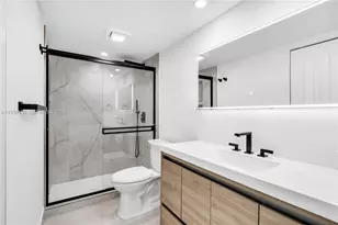 3204 Portofino Point, Coconut Creek, FL 33066 - Photo 21