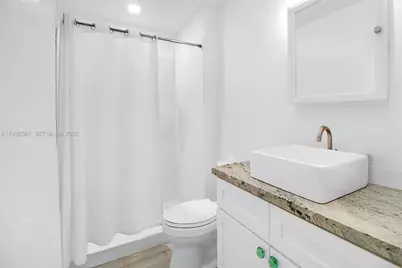 1000 NW N River Dr #20, Miami, FL 33136 - Photo 11