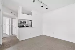 17150 N Bay Rd, Sunny Isles Beach, FL 33160 - Photo 9