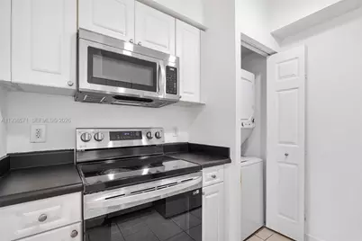 17150 N Bay Rd #2619, Sunny Isles Beach, FL 33160 - Photo 11