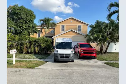 3161 Venice Way, Miramar, FL 33025 - Photo 1