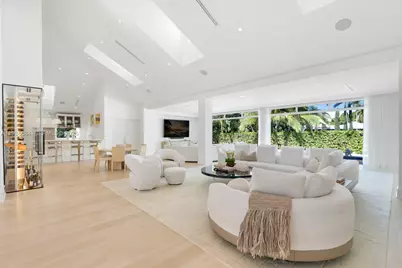 761 Buttonwood Ln, Miami, FL 33137 - Photo 3