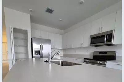19571 SW 339 Terrace, Homestead, FL 33034 - Photo 9