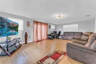 3738 NW 207th Dr, Miami Gardens, FL 33055 - Photo 7