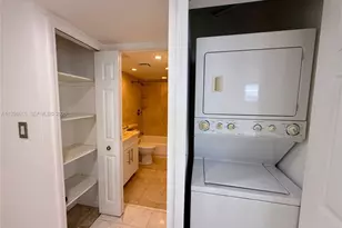 770 Claughton Island Dr, Miami, FL 33131 - Photo 15