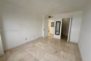 770 Claughton Island Dr, Miami, FL 33131 - Photo 11