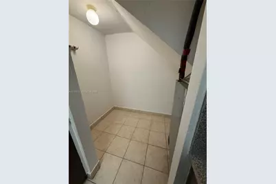 1305 W 53rd St #406, Hialeah, FL 33012 - Photo 5