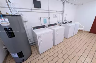 850 SW 133rd Terrace, Pembroke Pines, FL 33027 - Photo 15