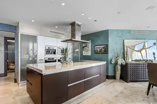 18201 Collins Ave, Sunny Isles Beach, FL 33160 - Photo 9