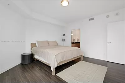 300 S Biscayne Blvd #T-1608, Miami, FL 33131 - Photo 9