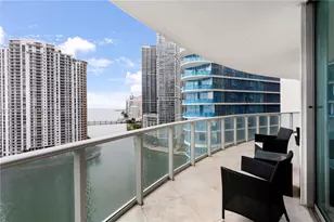 300 S Biscayne Blvd, Miami, FL 33131 - Photo 1