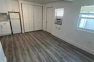 1999 NW 2nd St, Miami, FL 33125 - Photo 9