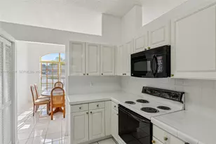 17811 SW 4th Ct, Pembroke Pines, FL 33029 - Photo 21