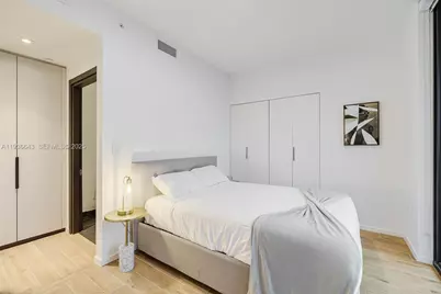 398 NE 5th St #3718-3719, Miami, FL 33132 - Photo 13