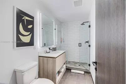 398 NE 5th St #3718-3719, Miami, FL 33132 - Photo 15
