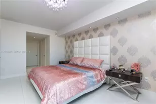 17201 Collins Ave, Sunny Isles Beach, FL 33160 - Photo 11