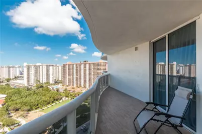 17201 Collins Ave #1807, Sunny Isles Beach, FL 33160 - Photo 31