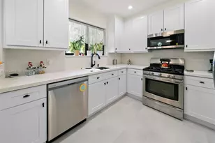 7517 Cutlass Ave, North Bay Village, FL 33141 - Photo 11