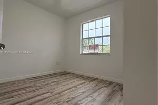 2415 NE 42nd Ave, Homestead, FL 33033 - Photo 11