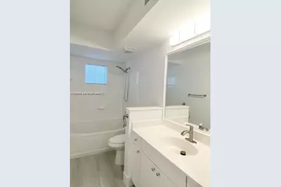 17100 N Bay Rd #1604, Sunny Isles Beach, FL 33160 - Photo 23