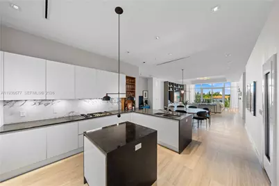 4701 N Meridian Ave #304, Miami Beach, FL 33140 - Photo 7