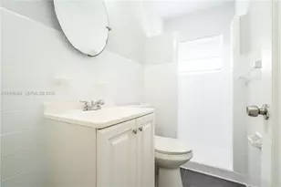 437 NE 82nd St, Miami, FL 33138 - Photo 7