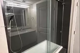 1600 NE 1st Ave, Miami, FL 33132 - Photo 23