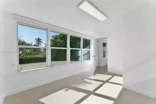 300 SW 11th Ct, Fort Lauderdale, FL 33315 - Photo 17