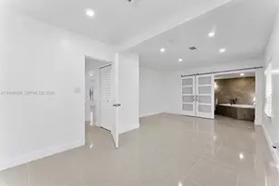 300 SW 11th Ct, Fort Lauderdale, FL 33315 - Photo 23