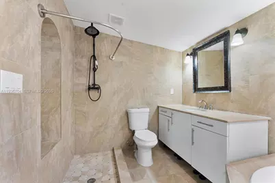 300 SW 11th Ct, Fort Lauderdale, FL 33315 - Photo 27