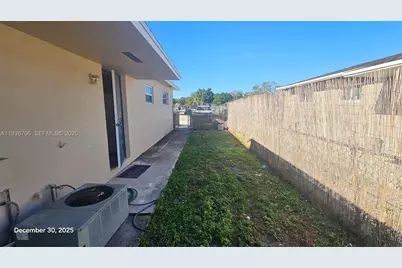 5030 SW 26th Ave #1, Dania Beach, FL 33312 - Photo 13